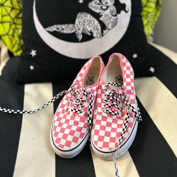 Vans bundle - Picture 4 of 10